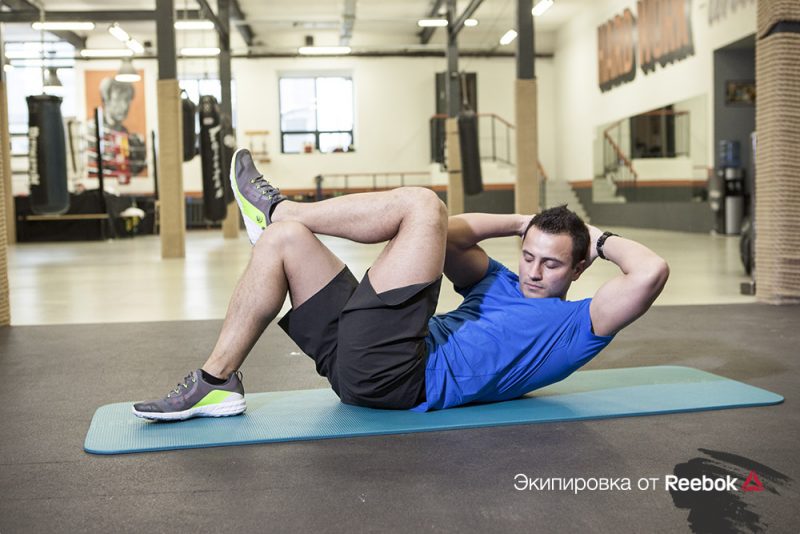 Как накачать пресс в домашних условиях: 6 отличных упражнений. Изображение номер 4
