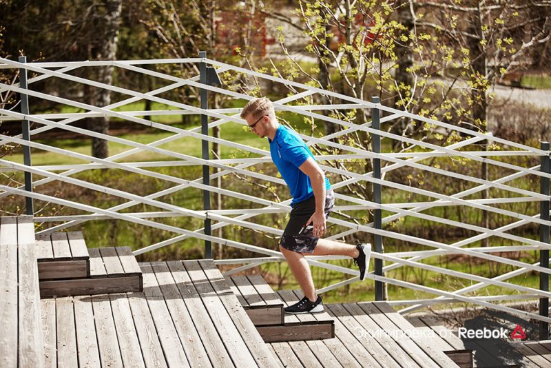 Уличная тренировка для ног: 5 упражнений, которые ты можешь делать во дворе. Изображение номер 2