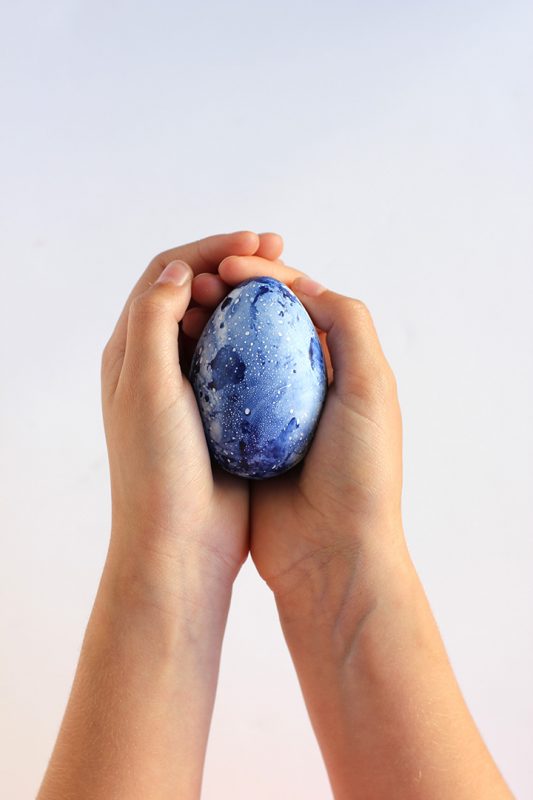 5 крутых способов красить яйца на Пасху. Изображение номер 24