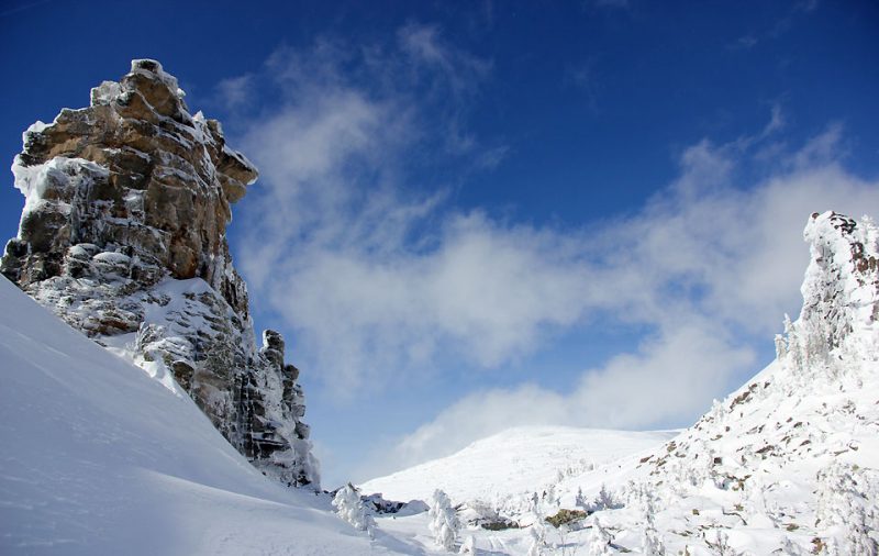 4 российских горнолыжных курорта, где ещё лежит снег. Изображение номер 4