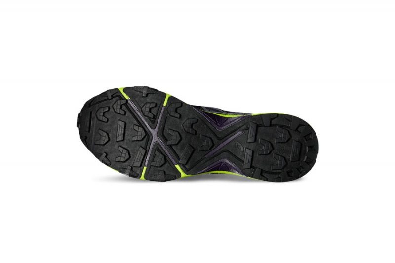 Чем отличаются кроссовки для тренировки, занятий спортом и бега. Изображение номер 31