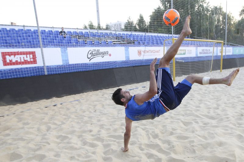 3 упражнения на песке от чемпиона мира по пляжному футболу. Изображение номер 7