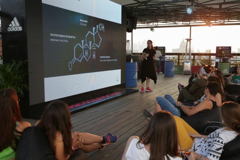 12 причин посетить крышу THE BASE WOMEN. Изображение номер 2