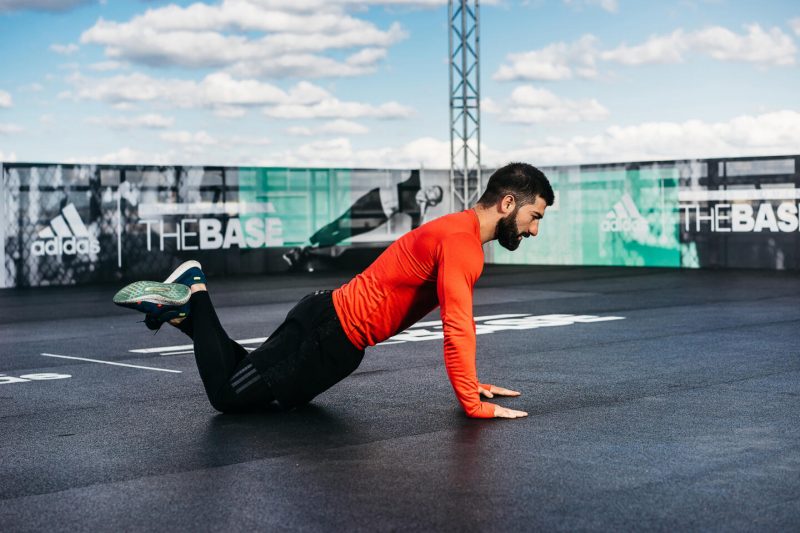 Эффективные упражнения на все группы мышц от тренеров THE BASE WOMEN. Изображение номер 5