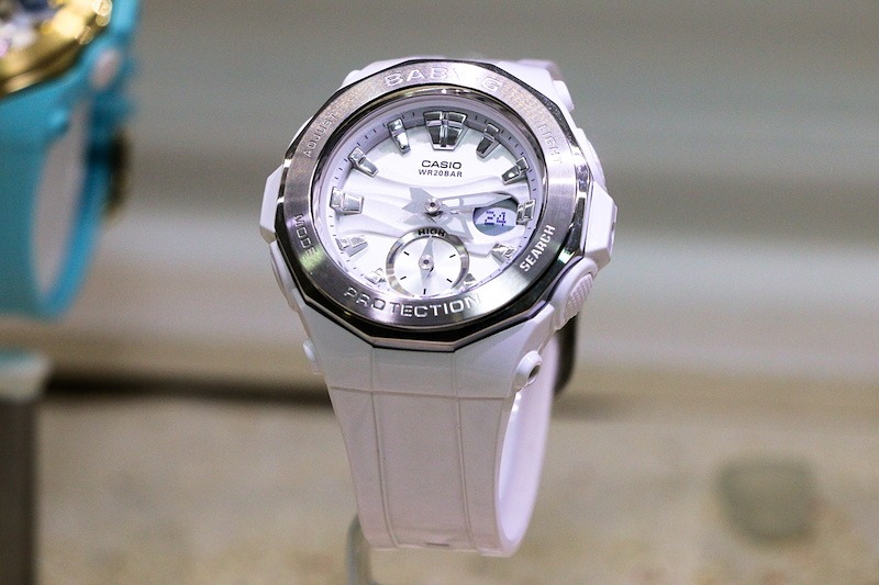 Компания Casio представила женскую модель часов BABY-G BGA-220. Изображение номер 2