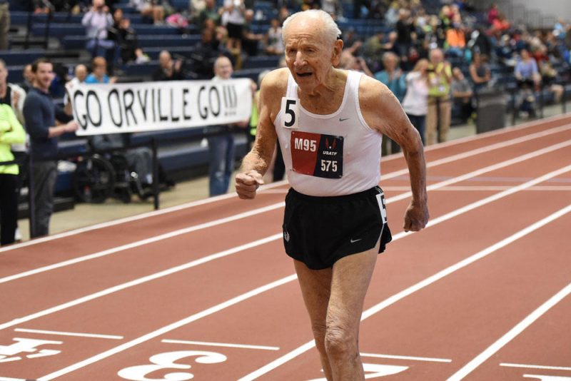 99-летний американец выиграл соревнования по бегу среди пожилых людей. Изображение номер 2