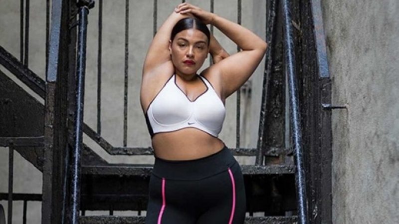 Nike выпустил одежду plus size для женщин. Изображение номер 1