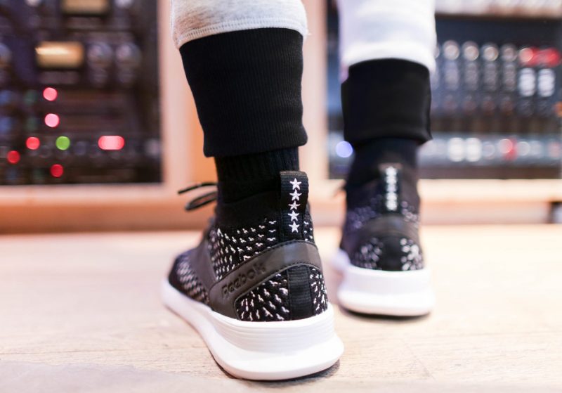 Стартовали продажи Reebok Classic ZOKU RUNNER x Freebandz. Изображение номер 1