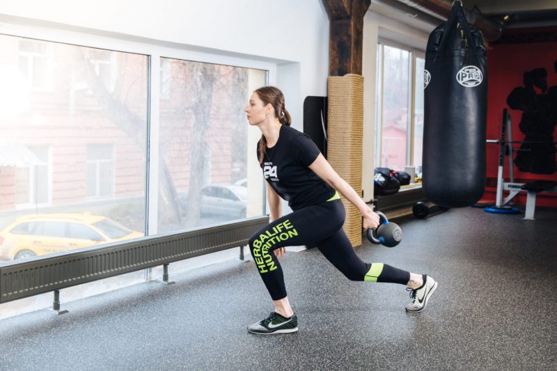 Мощная жиросжигающая тренировка, которая поможет вам похудеть. Изображение номер 5