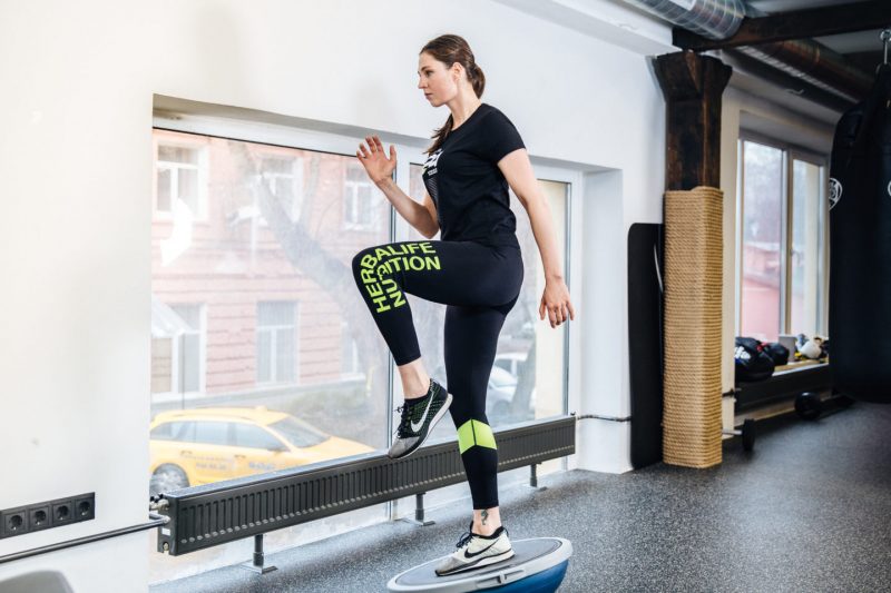 Мощная жиросжигающая тренировка, которая поможет вам похудеть. Изображение номер 7