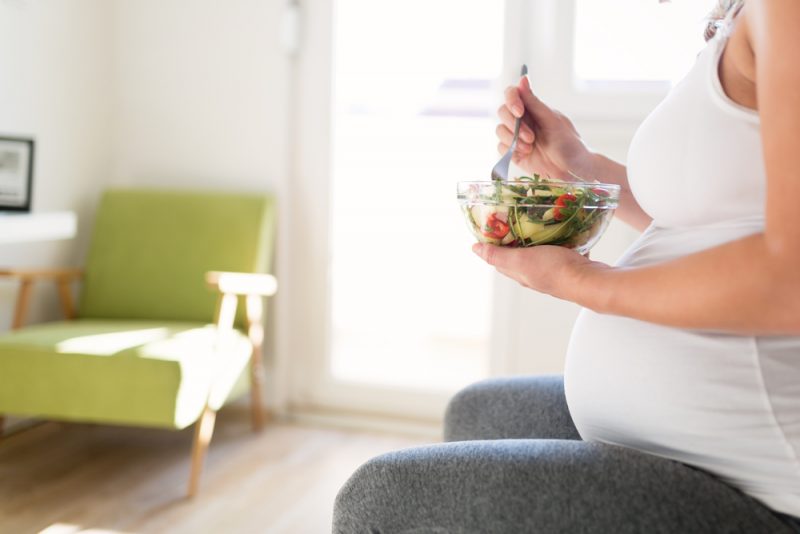 Планирование беременности: какие продукты можно и нельзя есть. Изображение номер 1