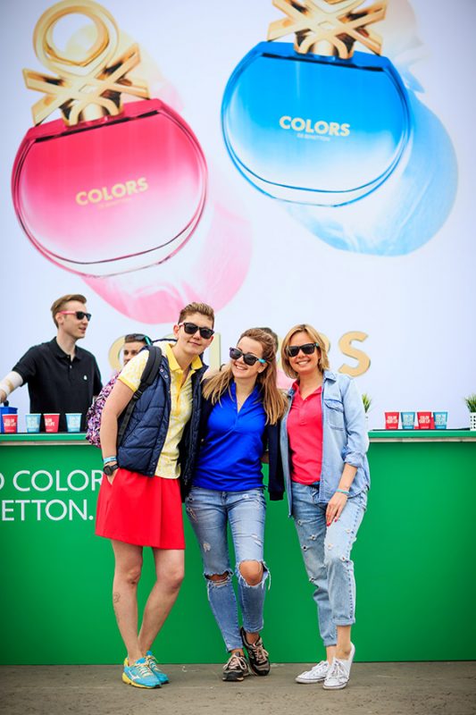 Команда Colors de Benetton приняла участие в Красочном забеге. Изображение номер 3