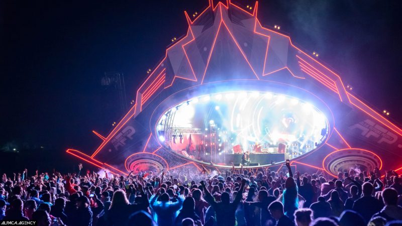 Завершился четвёртый фестиваль современной музыки и технологий Alfa Future People 2017. Изображение номер 6