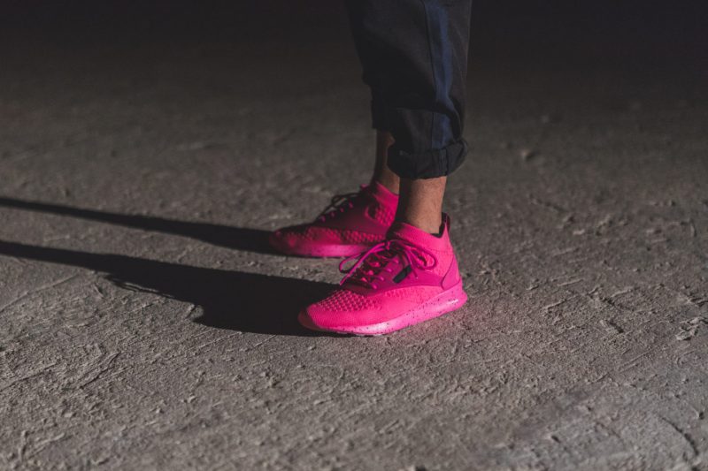 Reebok Classic представили новый пэк Zoku Runner Day Glo. Изображение номер 2