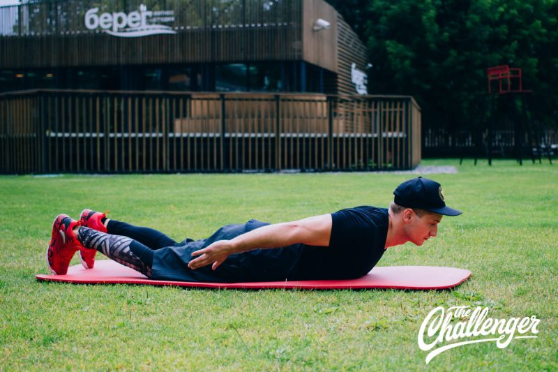 Всего 5 упражнений, которые задействуют все группы мышц и быстро подтягивают тело. Изображение номер 1