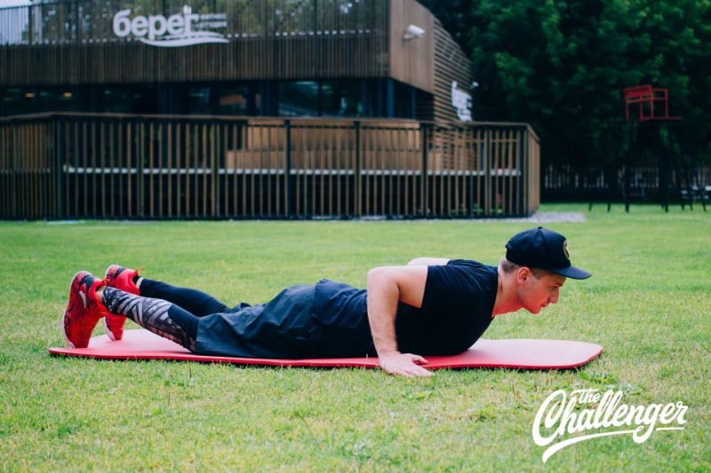 Всего 5 упражнений, которые задействуют все группы мышц и быстро подтягивают тело. Изображение номер 2