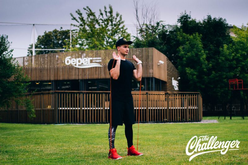 Всего 5 упражнений, которые задействуют все группы мышц и быстро подтягивают тело. Изображение номер 5