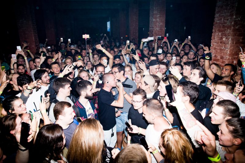 На afterparty выставки Faces&Laces от Reebok Classic выступили Oxxxymiron и Ghetts. Изображение номер 5