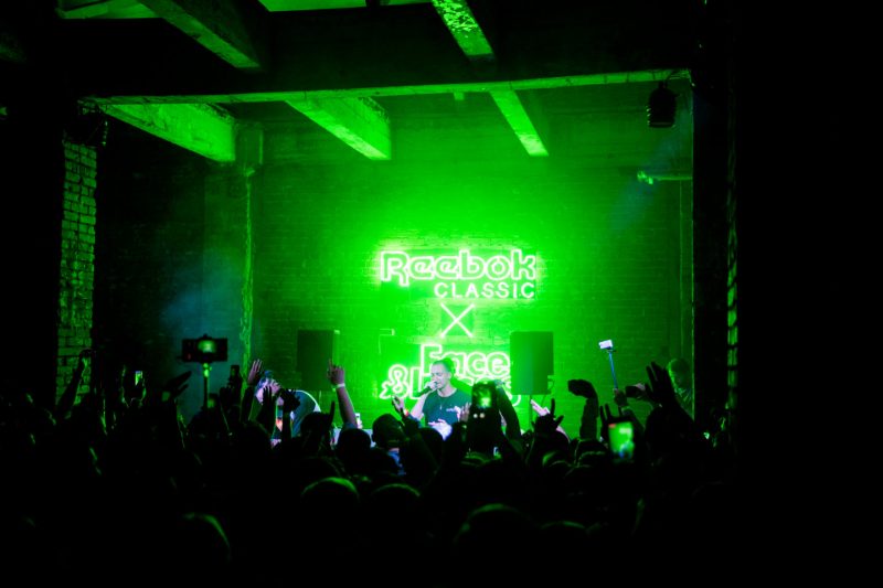 На afterparty выставки Faces&Laces от Reebok Classic выступили Oxxxymiron и Ghetts. Изображение номер 6