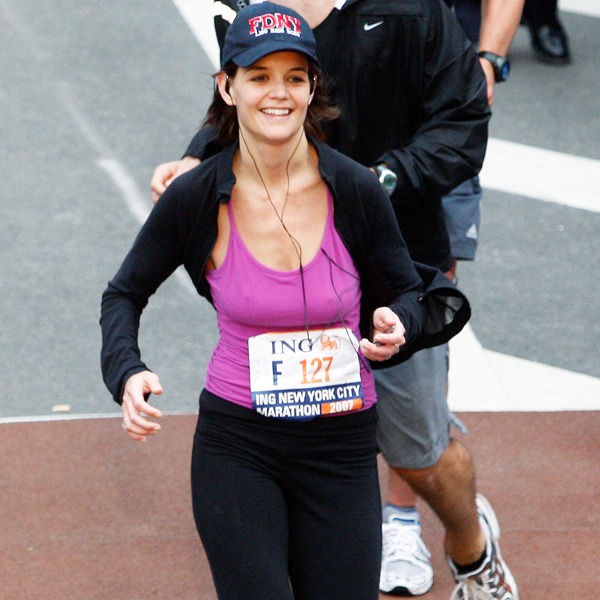 Райан Рейнольдс, Эдвард Нортон, Памела Андерсон: 10 звёзд, которые пробежали марафон. Изображение номер 18