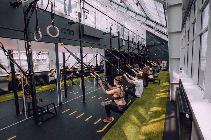 5 школ Москвы, где вас научат садиться на шпагат. Изображение номер 2