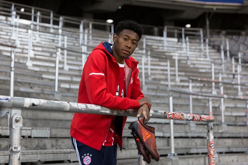 adidas представил три модели футбольных бутс в новой расцветке Pyro Storm. Изображение номер 6