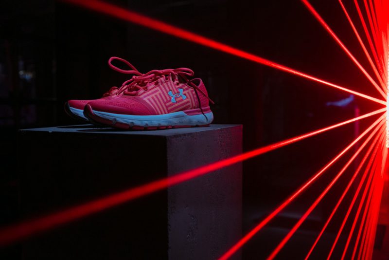 Under Armour открыл первый фирменный магазин в России. Изображение номер 2