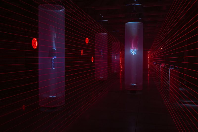 Under Armour открыл первый фирменный магазин в России. Изображение номер 6