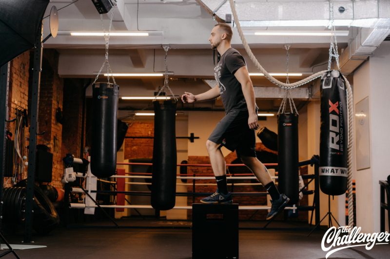 Как сногсшибательно выглядеть на Новый год: тренировка для всего тела за 15 минут. Изображение номер 17