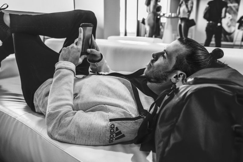 adidas Athletics представил первую худи для спортсменов-путешественников. Изображение номер 2