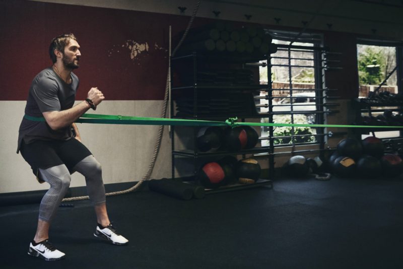 Nike запустил весеннюю тренинг-кампанию Just Don’t Quit. Изображение номер 4