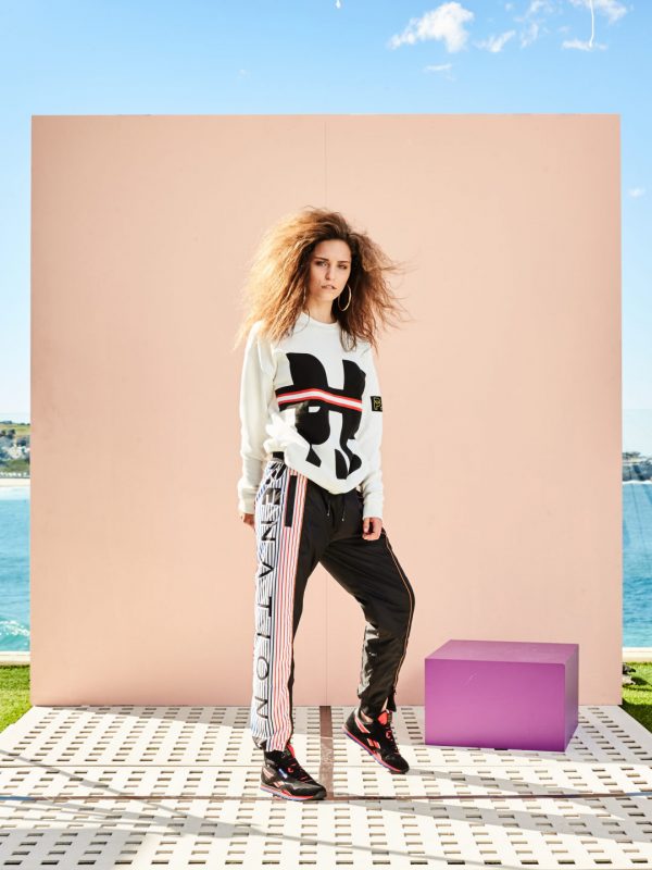 Reebok Classic представляет новую коллаборацию с брендом P.E Nation. Изображение номер 5