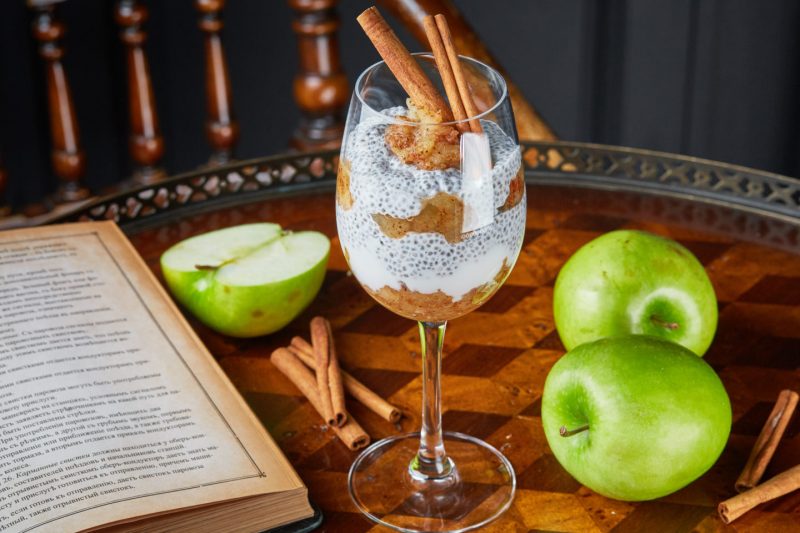 Изображение рецепта Пудинг из семян чиа с запечённым яблоком