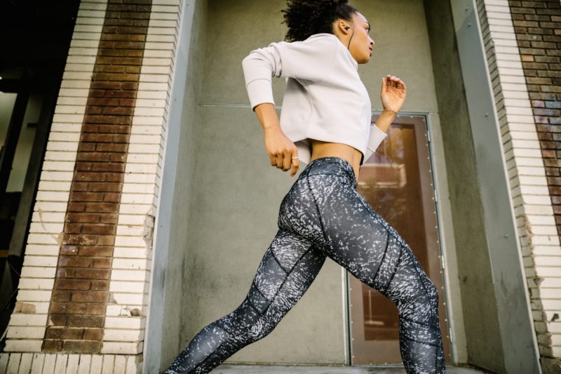 adidas представил коллекцию спортивных бра и легинсов. Изображение номер 2