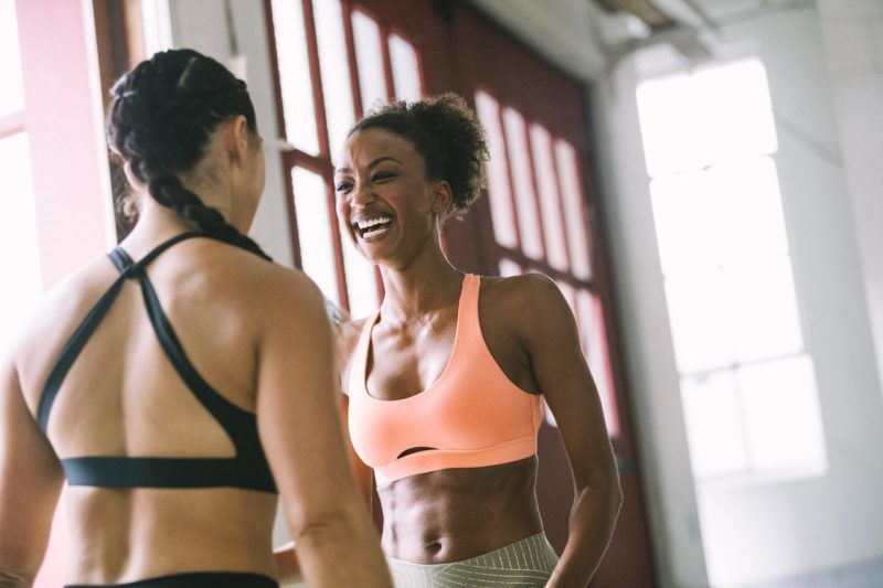 adidas представил коллекцию спортивных бра и легинсов. Изображение номер 6