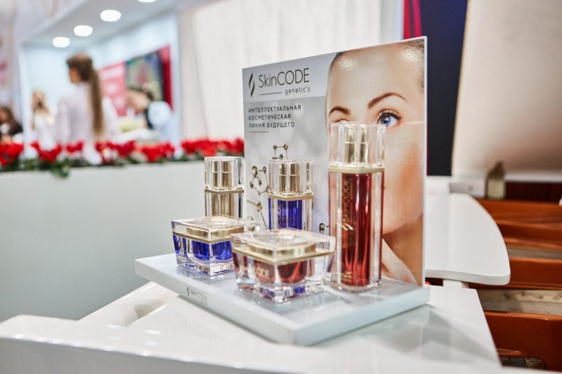 В Москве открылась выставка профессиональной косметики и оборудования для салонов красоты. Изображение номер 2