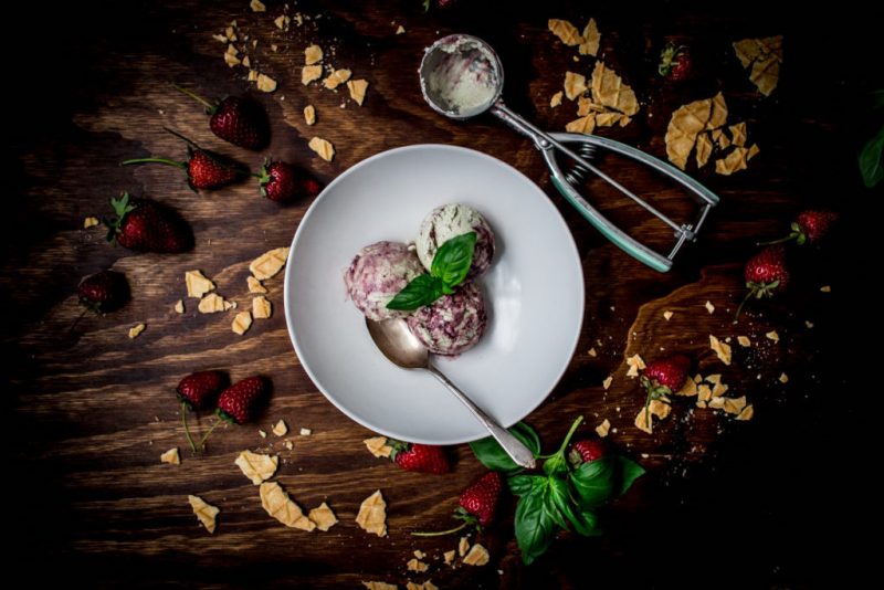 Изображение рецепта Мороженое из маскарпоне с базиликом