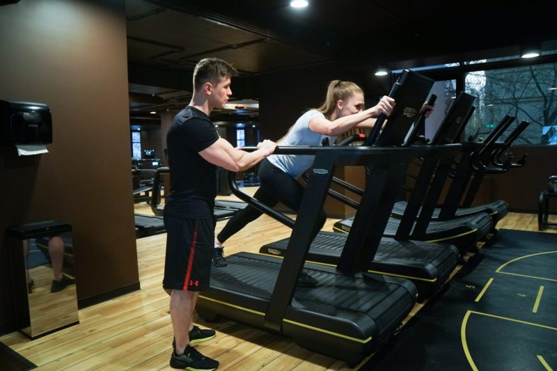 Тренировка в зале: 5 эффективных упражнений на все группы мышц. Изображение номер 5