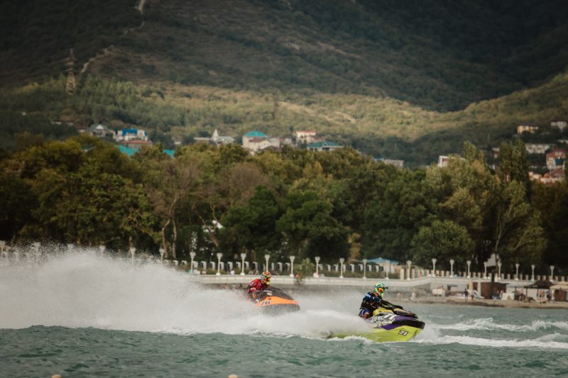 В Геленджике завершился итоговый этап чемпионат России по аквабайку. Изображение номер 6