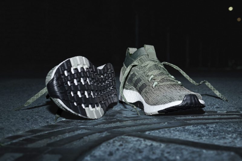 adidas выпустил новые всепогодные кроссовки PureBOOST RBL. Изображение номер 3