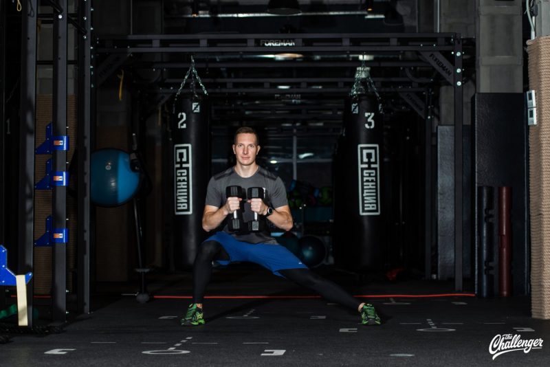 Майский челлендж: 7 упражнений для ног и ягодиц, которые действительно работают. Изображение номер 9