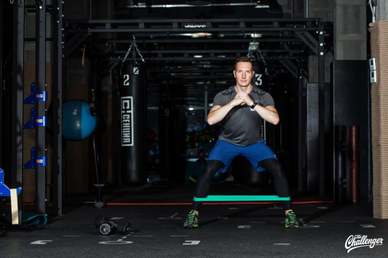 Майский челлендж: 7 упражнений для ног и ягодиц, которые действительно работают. Изображение номер 19