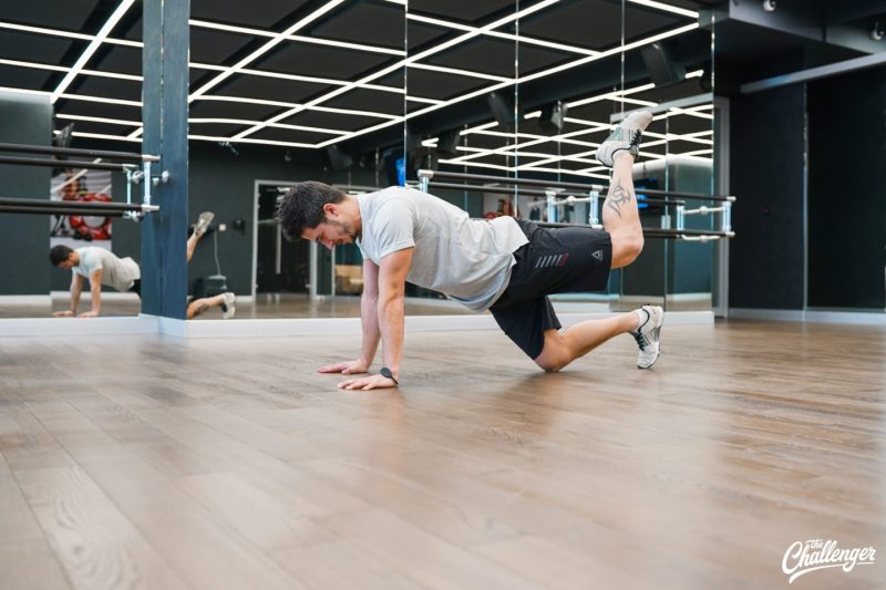 Тренировка для всего тела: 4 упражнения, которые вы ещё не делали. Изображение номер 2