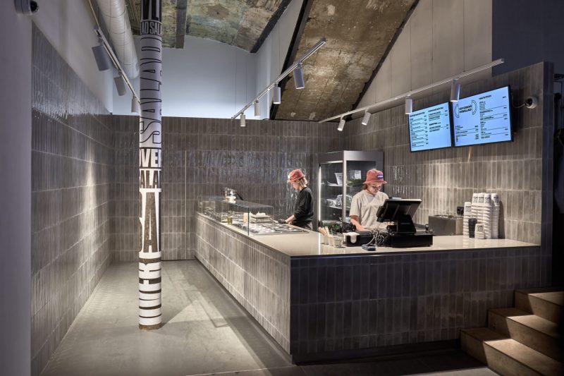 В меню ресторана OverSalad появится салат от The Challenger. Изображение номер 1