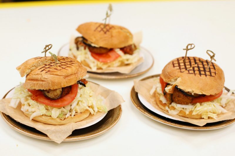 Победителем восьмого отборочного этапа стритфуд-премии Streaters стал Poke Like. Изображение номер 3