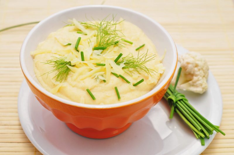 Изображение рецепта Крем-суп из цветной капусты с сыром