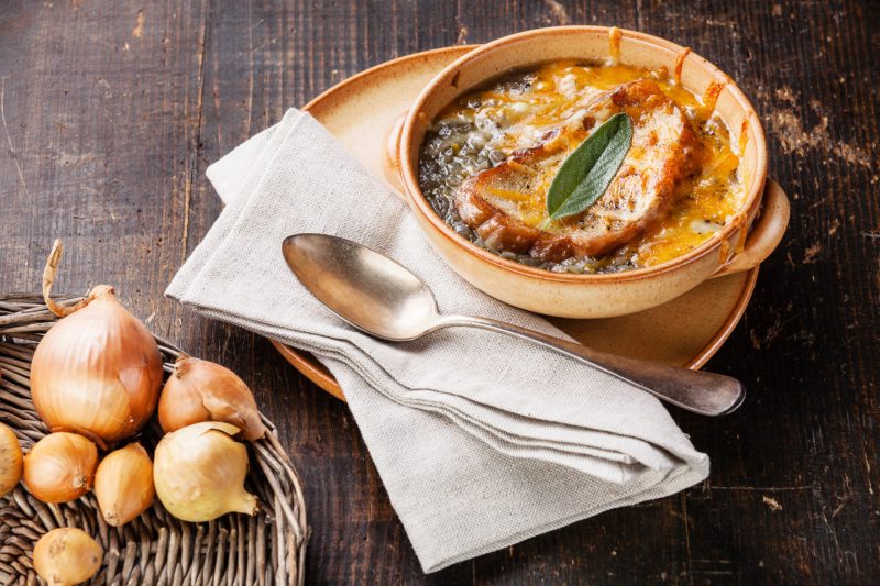 Изображение рецепта Луковый суп с шиитаке и сырными тостами