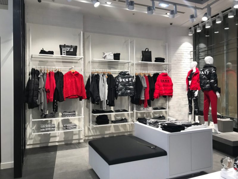 Бренд DKNY открыл первый в России магазин своей спортивной линейки. Изображение номер 1