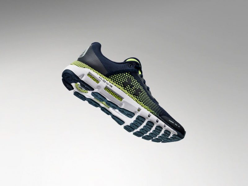 Under Armour выпускает беговые кроссовки, оснащённые сенсором. Изображение номер 4