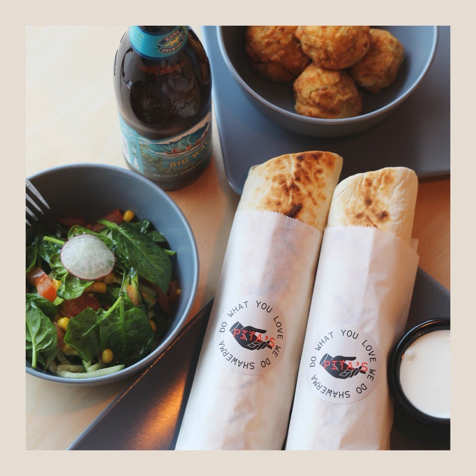 Наш выбор: кафе уличной еды Pita’s. Изображение номер 3